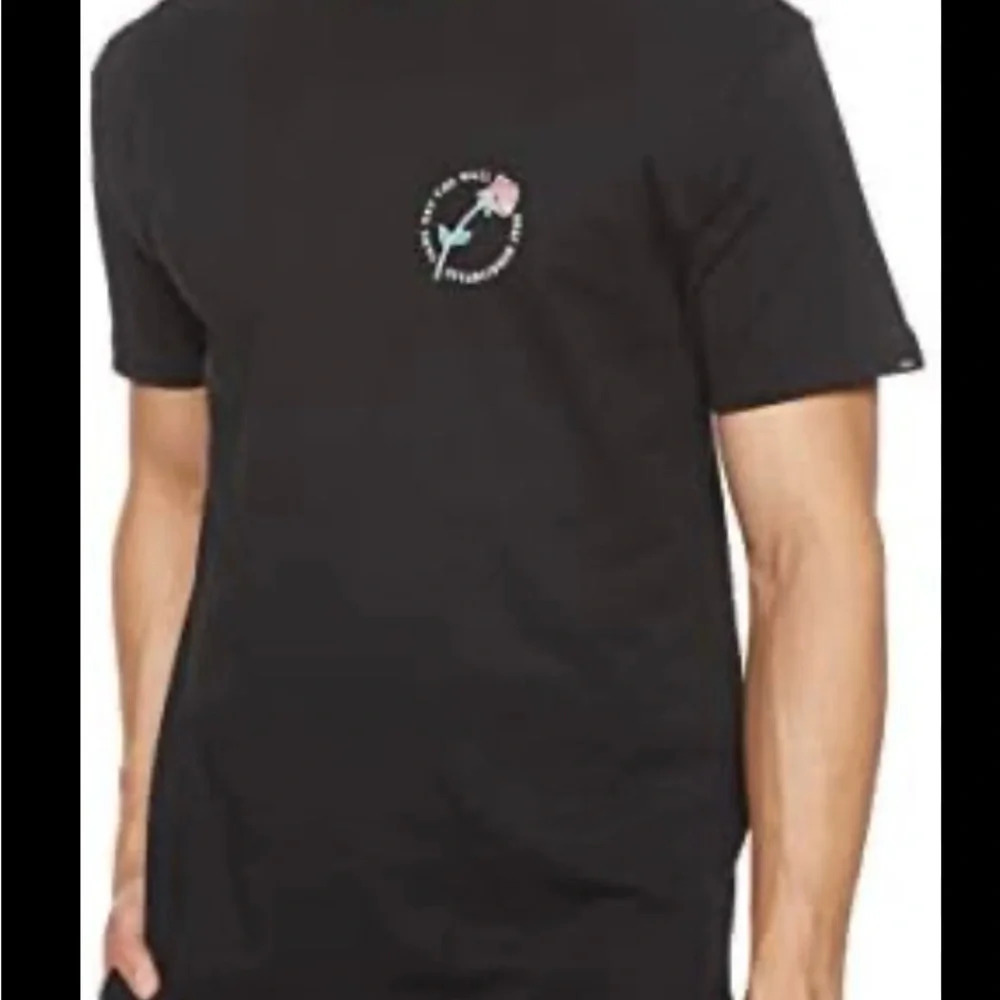 Vans Black Graphic Rose T-Shirt for Men. Size: L Unisex Old Skool.